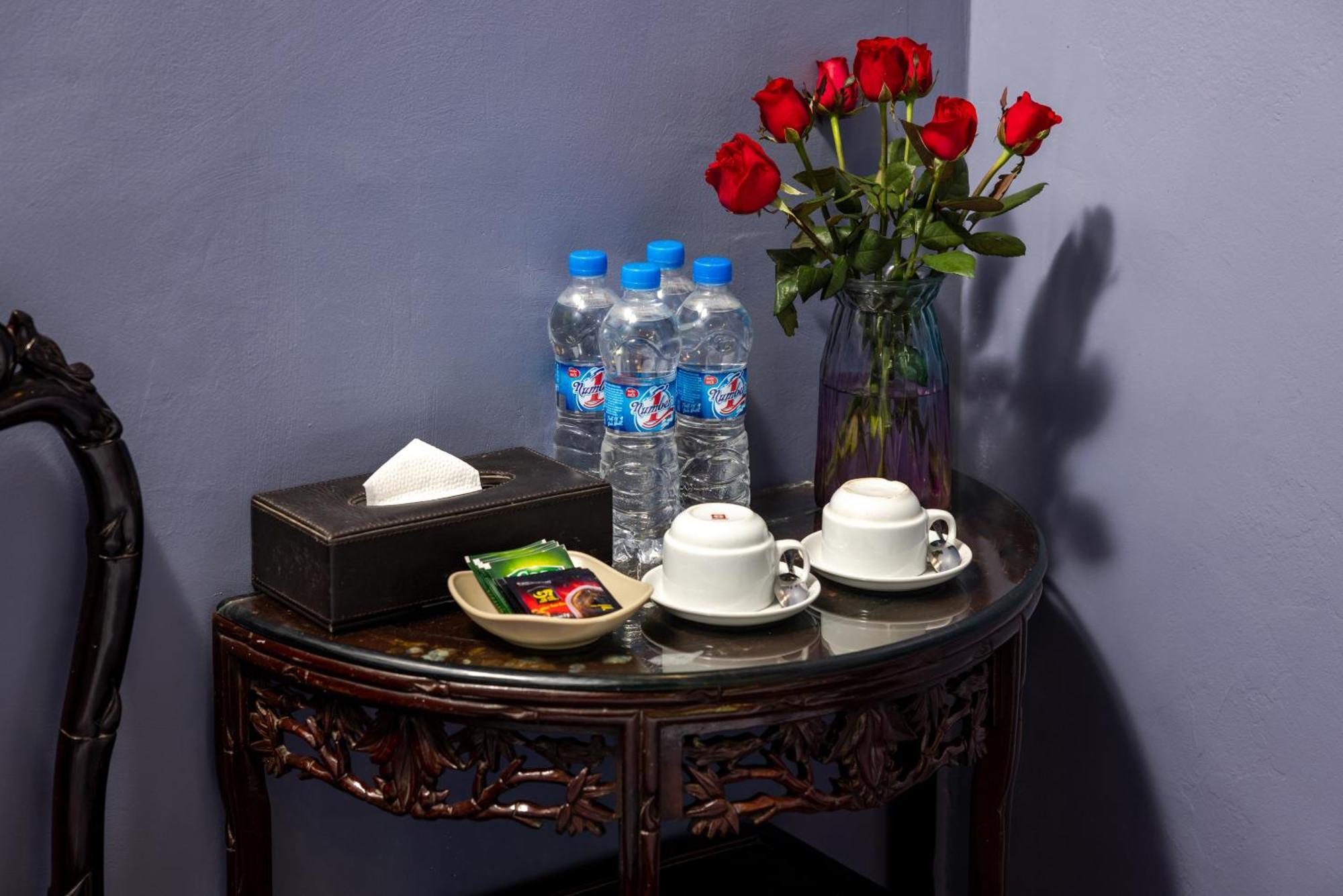 Amanda Boutique Hotel & Travel Hanoi Exteriör bild